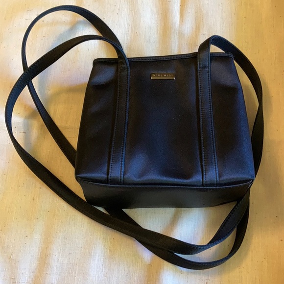 Classic Style Shoulder Black Handbag - NINE WEST - Picture 9 of 12